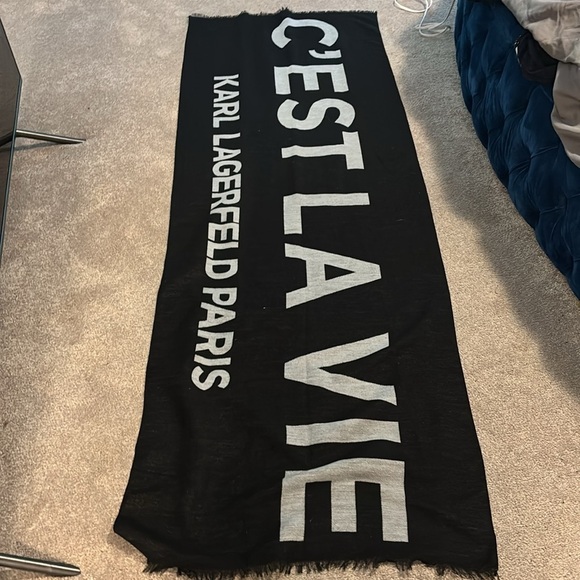 Karl Lagerfeld Black and Silver Ces’t Lavie Logo  Scarf - Picture 6 of 16